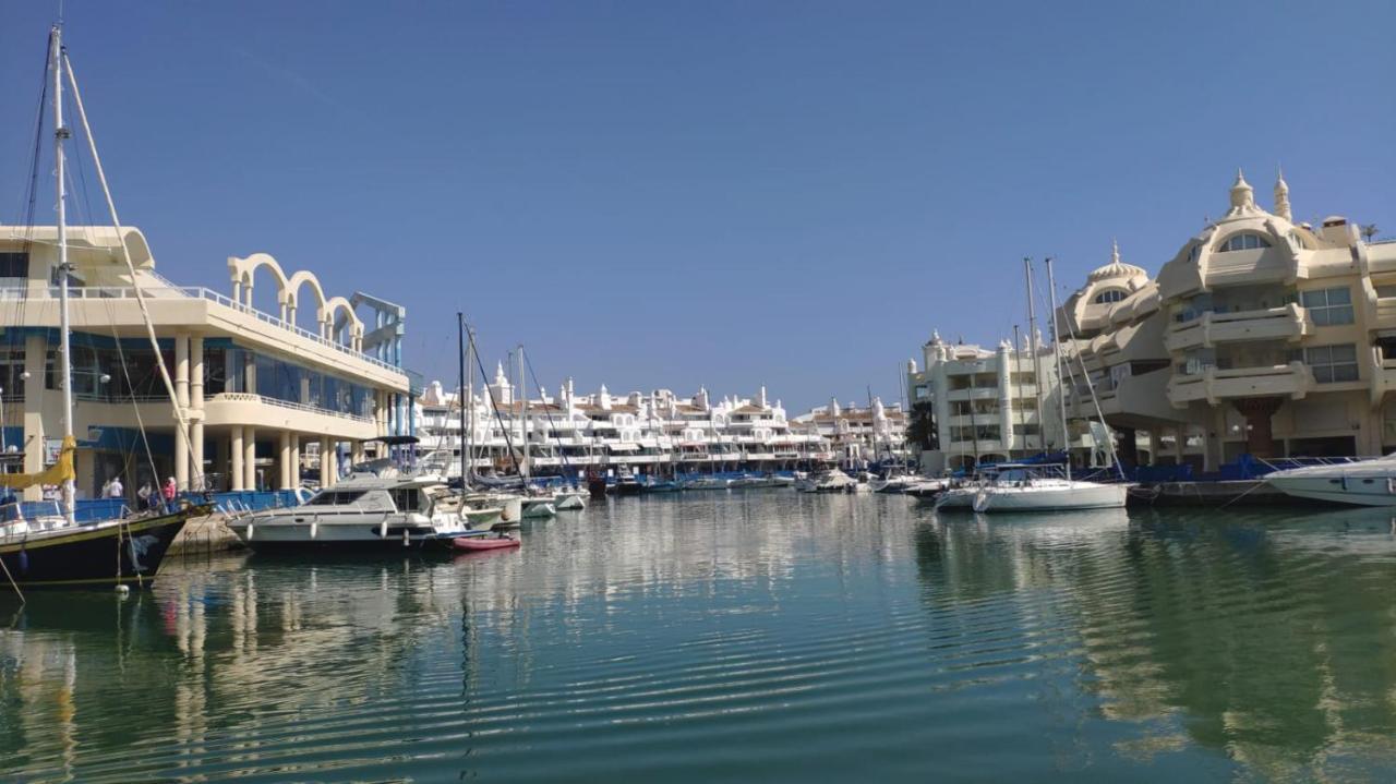 Appartement Apartamento Benalmadena Puerto Marina Extérieur photo