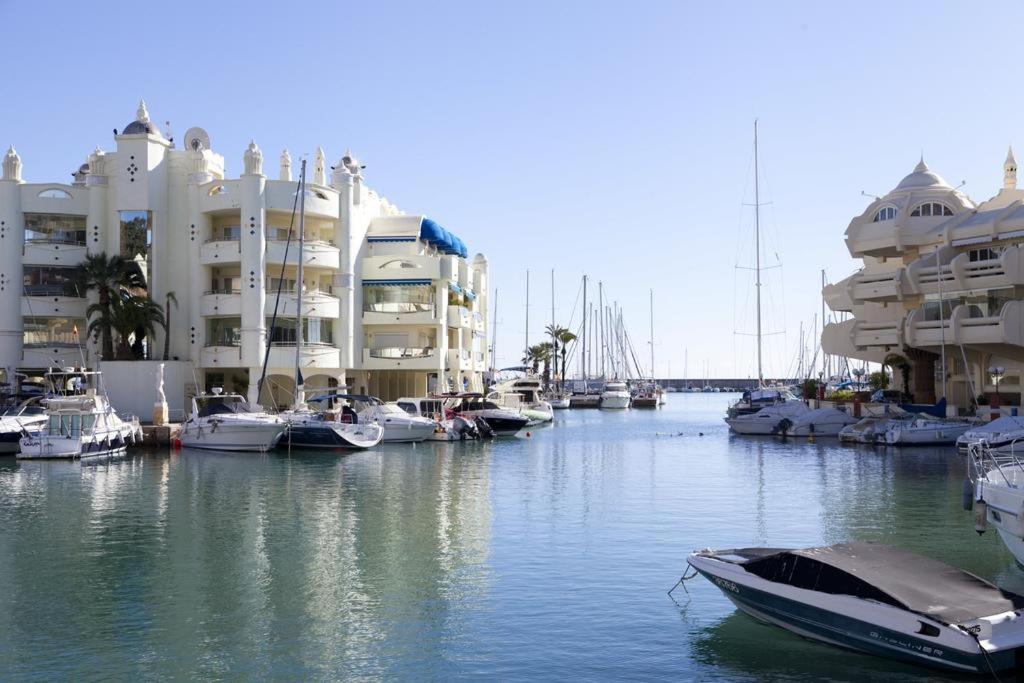 Appartement Apartamento Benalmadena Puerto Marina Extérieur photo