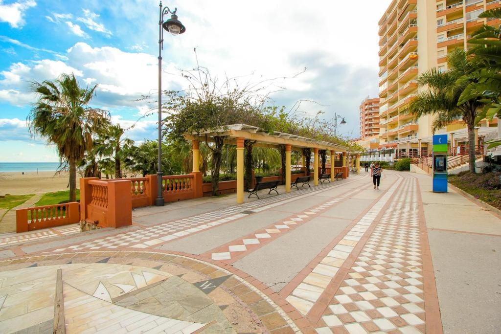 Appartement Apartamento Benalmadena Puerto Marina Extérieur photo