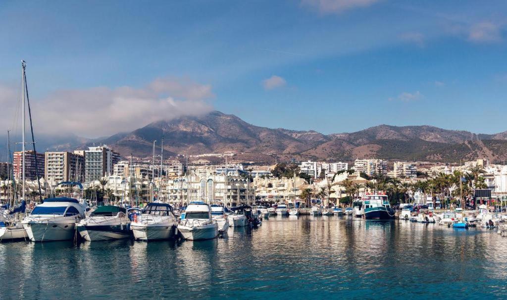 Appartement Apartamento Benalmadena Puerto Marina Extérieur photo